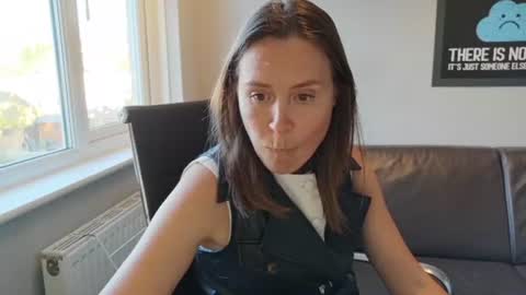 Snapshot of eatmypie69 chatting on 13, 6, 2026 Nadia Ferreira online show from 13, 6, 2026