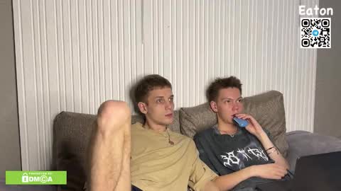 Snapshot of eaton_ chatting on 13, 10, 2025 eaton_ online show from 13, 10, 2025