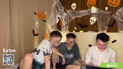 Snapshot of eaton_ chatting on 31, 10, 2025 eaton_ online show from 31, 10, 2025