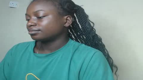 Snapshot of eatuupx chatting on 19, 1, 2025 eatuupx online show from 19, 1, 2025