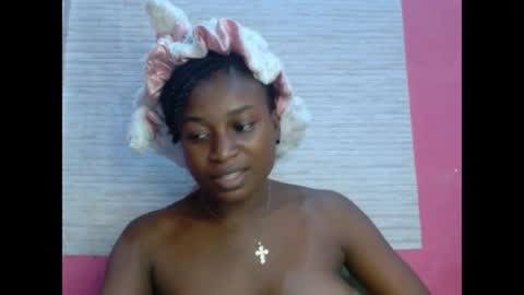 Snapshot of eatuupx chatting on 15, 4, 2026 eatuupx online show from 15, 4, 2026