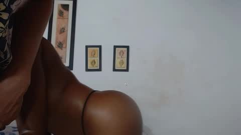 Laraand Drake online show from 17, 2, 2025