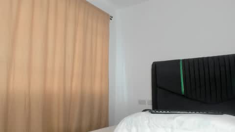 Angelina online show from 10, 4, 2026