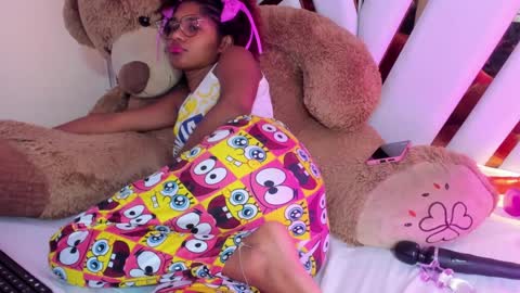 Snapshot of ebony_beautifull chatting on 1, 2, 2025 Luci online show from 1, 2, 2025