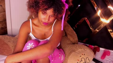 Snapshot of ebony_beautifull chatting on 7, 2, 2025 Luci online show from 7, 2, 2025