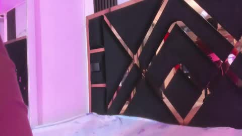 Snapshot of ebony_beautifull chatting on 12, 9, 2025 Luci online show from 12, 9, 2025