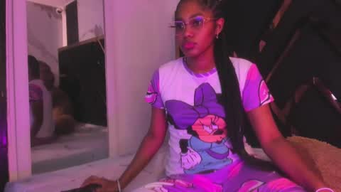 Snapshot of ebony_beautifull chatting on 13, 9, 2025 Luci online show from 13, 9, 2025
