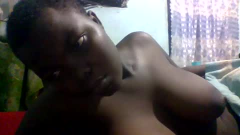 Snapshot of ebony_bryvanna chatting on 4, 1, 2025 ebony_bryvanna online show from 4, 1, 2025
