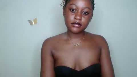 Ella online show from 18, 10, 2025