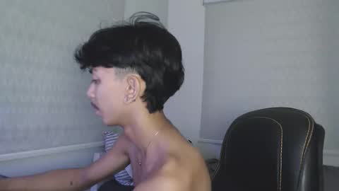 ebony_fuckboy online show from 15, 9, 2025