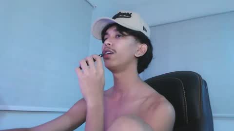 ebony_fuckboy online show from 8, 11, 2025