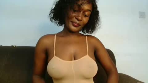 Snapshot of ebony_ghoddes chatting on 10, 9, 2025 ebony online show from 10, 9, 2025
