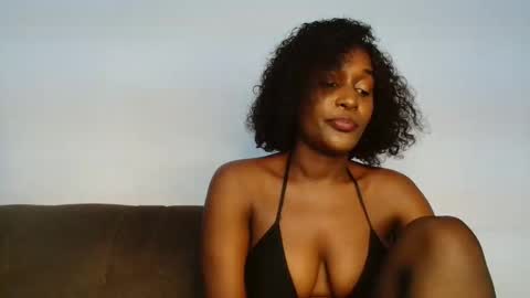 Snapshot of ebony_ghoddes chatting on 18, 9, 2025 ebony online show from 18, 9, 2025