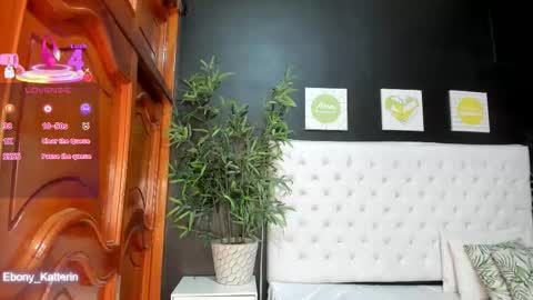 ebony_katterin online show from 13, 11, 2025