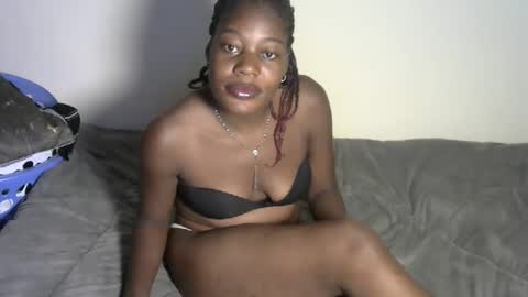 Snapshot of ebony_merry chatting on 26, 11, 2025 ebony merry online show from 26, 11, 2025