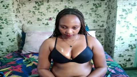 Snapshot of ebony_seduction00 chatting on 7, 7, 2026 ebony_seduction00 online show from 7, 7, 2026