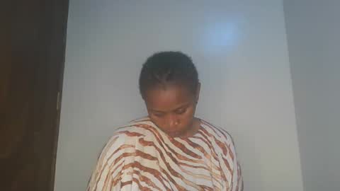 Snapshot of ebony_squiter chatting on 17, 12, 2025 Ebony squiter online show from 17, 12, 2025