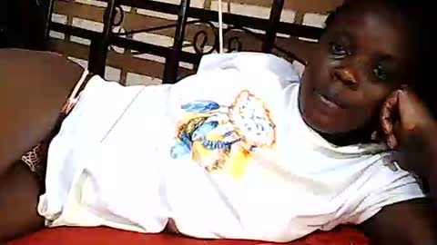 Snapshot of ebony_vellyn20 chatting on 12, 2, 2026 ebony_vellyn20 online show from 12, 2, 2026