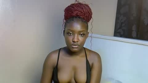 Snapshot of ebonybarbieee chatting on 19, 5, 2026 Barbie online show from 19, 5, 2026