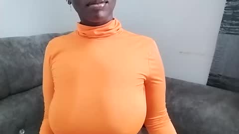 Snapshot of ebonycandymelani chatting on 2, 3, 2025 Ebony Melanie online show from 2, 3, 2025