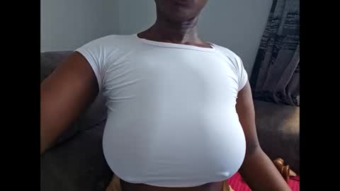 Snapshot of ebonycandymelani chatting on 22, 11, 2025 Ebony Melanie online show from 22, 11, 2025