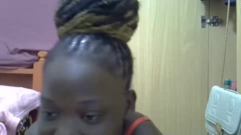 Snapshot of ebonydora chatting on 11, 11, 2025 ebonydora online show from 11, 11, 2025