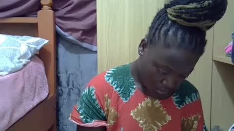 Snapshot of ebonydora chatting on 24, 11, 2025 ebonydora online show from 24, 11, 2025