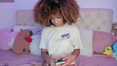 Snapshot of ebonygoddes03 chatting on 20, 11, 2025 Queen Ebony online show from 20, 11, 2025