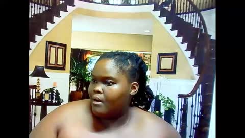 Snapshot of ebonyhotbuns4u2luv chatting on 11, 2, 2025 ebonyhotbuns4u2luv online show from 11, 2, 2025