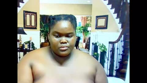 Snapshot of ebonyhotbuns4u2luv chatting on 13, 2, 2025 ebonyhotbuns4u2luv online show from 13, 2, 2025
