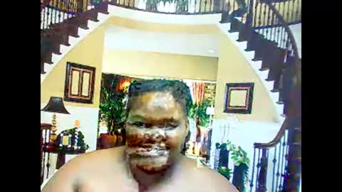 Snapshot of ebonyhotbuns4u2luv chatting on 14, 2, 2025 ebonyhotbuns4u2luv online show from 14, 2, 2025