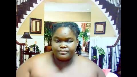 Snapshot of ebonyhotbuns4u2luv chatting on 15, 2, 2025 ebonyhotbuns4u2luv online show from 15, 2, 2025