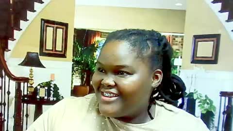 Snapshot of ebonyhotbuns4u2luv chatting on 15, 2, 2025 ebonyhotbuns4u2luv online show from 15, 2, 2025