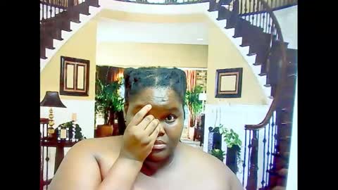Snapshot of ebonyhotbuns4u2luv chatting on 18, 2, 2025 ebonyhotbuns4u2luv online show from 18, 2, 2025