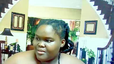 Snapshot of ebonyhotbuns4u2luv chatting on 19, 2, 2025 ebonyhotbuns4u2luv online show from 19, 2, 2025