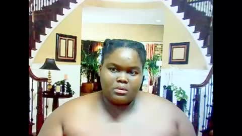 Snapshot of ebonyhotbuns4u2luv chatting on 19, 2, 2025 ebonyhotbuns4u2luv online show from 19, 2, 2025