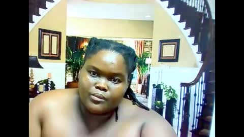 Snapshot of ebonyhotbuns4u2luv chatting on 20, 2, 2025 ebonyhotbuns4u2luv online show from 20, 2, 2025