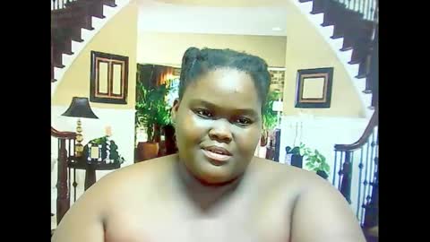 Snapshot of ebonyhotbuns4u2luv chatting on 23, 2, 2025 ebonyhotbuns4u2luv online show from 23, 2, 2025