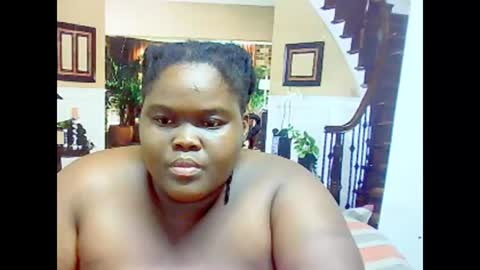 Snapshot of ebonyhotbuns4u2luv chatting on 24, 2, 2025 ebonyhotbuns4u2luv online show from 24, 2, 2025