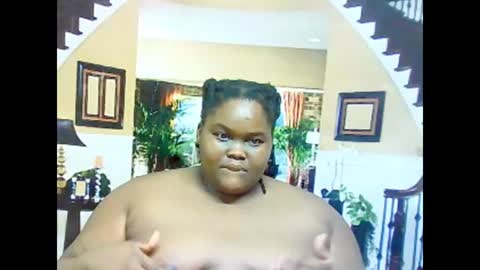 Snapshot of ebonyhotbuns4u2luv chatting on 24, 2, 2025 ebonyhotbuns4u2luv online show from 24, 2, 2025