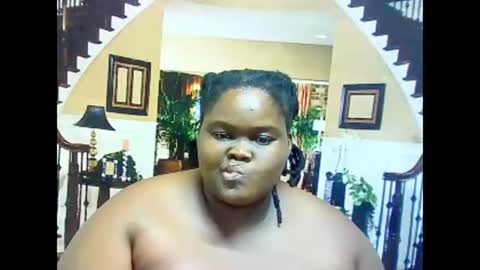 Snapshot of ebonyhotbuns4u2luv chatting on 25, 2, 2025 ebonyhotbuns4u2luv online show from 25, 2, 2025