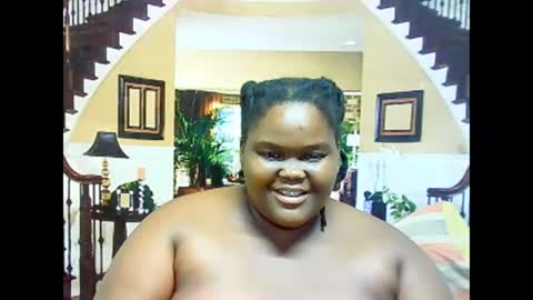 Snapshot of ebonyhotbuns4u2luv chatting on 26, 2, 2025 ebonyhotbuns4u2luv online show from 26, 2, 2025