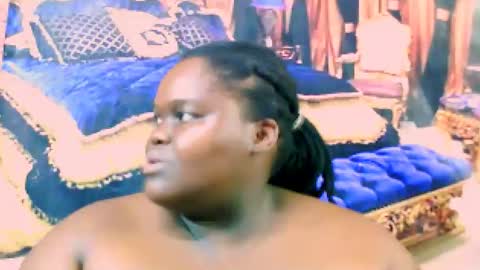 Snapshot of ebonyhotbuns4u2luv chatting on 9, 3, 2025 ebonyhotbuns4u2luv online show from 9, 3, 2025