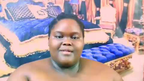 Snapshot of ebonyhotbuns4u2luv chatting on 9, 3, 2025 ebonyhotbuns4u2luv online show from 9, 3, 2025