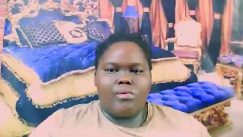 Snapshot of ebonyhotbuns4u2luv chatting on 11, 3, 2025 ebonyhotbuns4u2luv online show from 11, 3, 2025