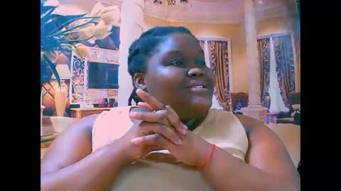 Snapshot of ebonyhotbuns4u2luv chatting on 14, 9, 2025 ebonyhotbuns4u2luv online show from 14, 9, 2025