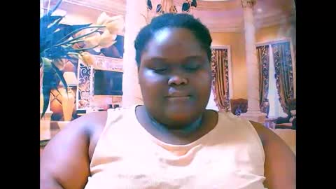 Snapshot of ebonyhotbuns4u2luv chatting on 18, 9, 2025 ebonyhotbuns4u2luv online show from 18, 9, 2025