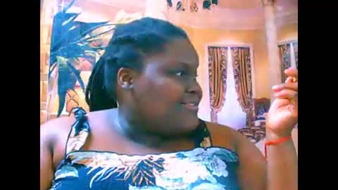 Snapshot of ebonyhotbuns4u2luv chatting on 22, 9, 2025 ebonyhotbuns4u2luv online show from 22, 9, 2025