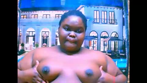 Snapshot of ebonyhotbuns4u2luv chatting on 24, 9, 2025 ebonyhotbuns4u2luv online show from 24, 9, 2025