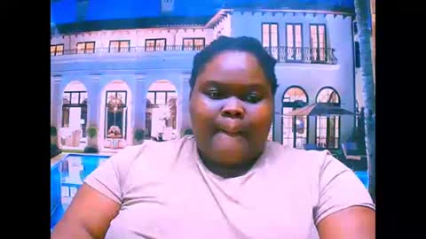 Snapshot of ebonyhotbuns4u2luv chatting on 3, 10, 2025 ebonyhotbuns4u2luv online show from 3, 10, 2025